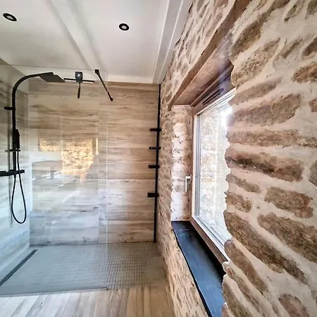 펜션 Duplex Calme - - Sauna - Parking - Wifi *