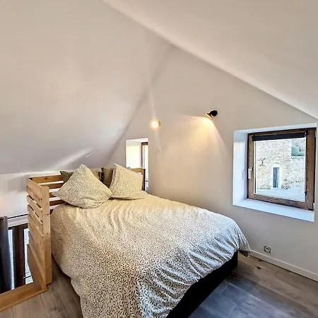 Duplex Calme - - Sauna - Parking - Wifi *