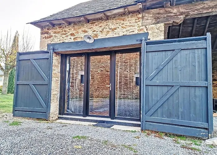 Duplex Calme - - Sauna - Parking - Wifi *